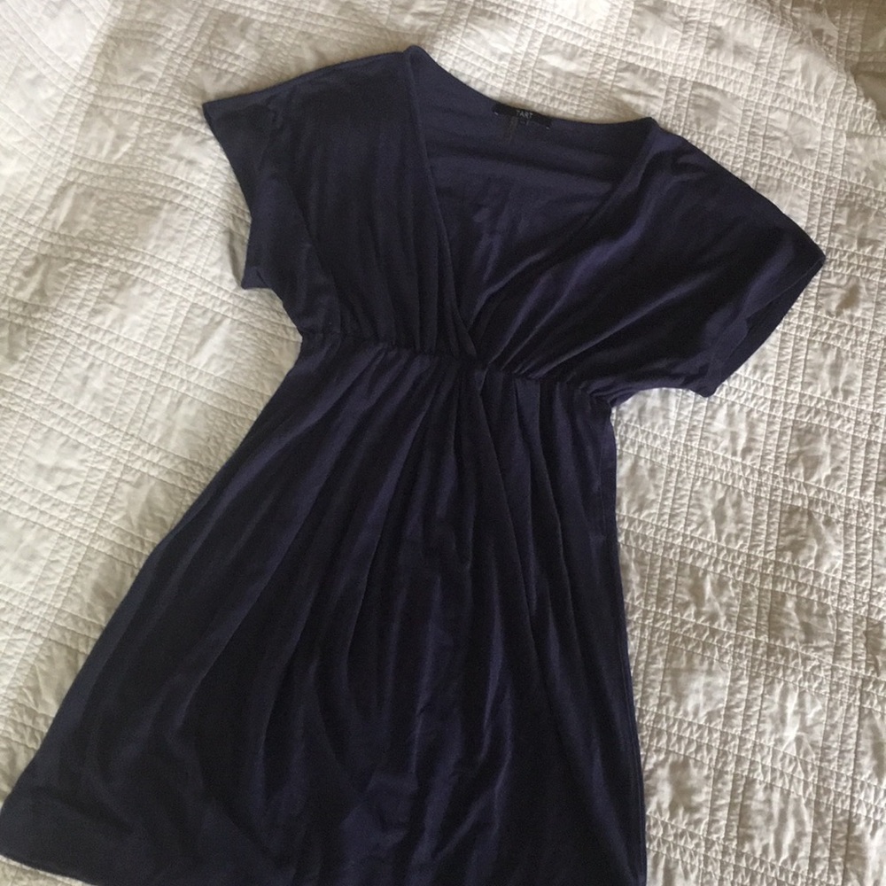 Tart deep V-neck stretch dress